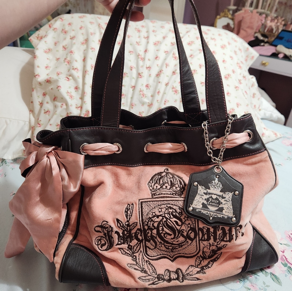 DONT BUY! SOLD! Juicy Couture Pink Purse